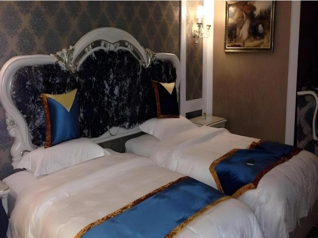Chengdu French Theme Gold Palace מראה חיצוני תמונה