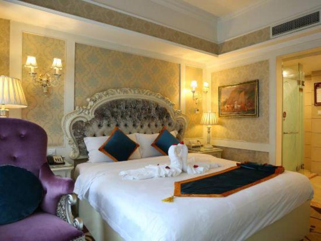 Chengdu French Theme Gold Palace מראה חיצוני תמונה