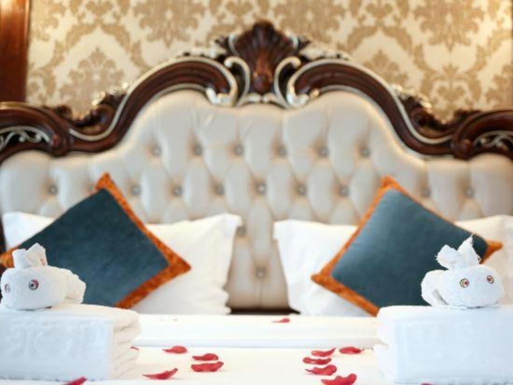 Chengdu French Theme Gold Palace מראה חיצוני תמונה