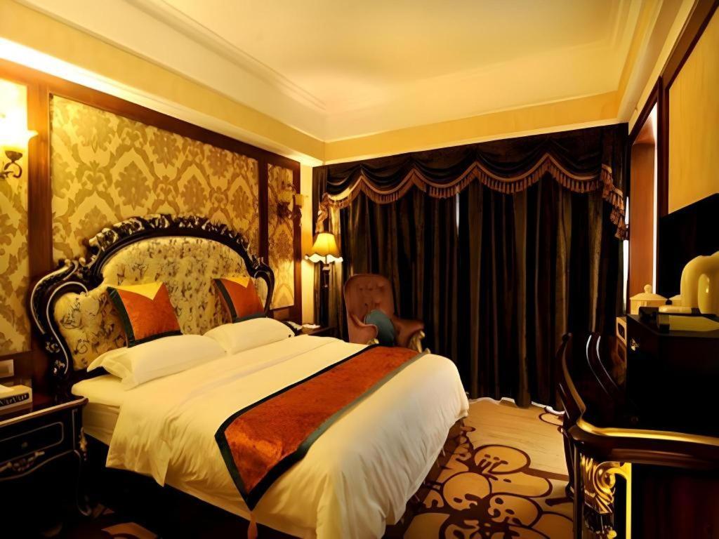 Chengdu French Theme Gold Palace מראה חיצוני תמונה