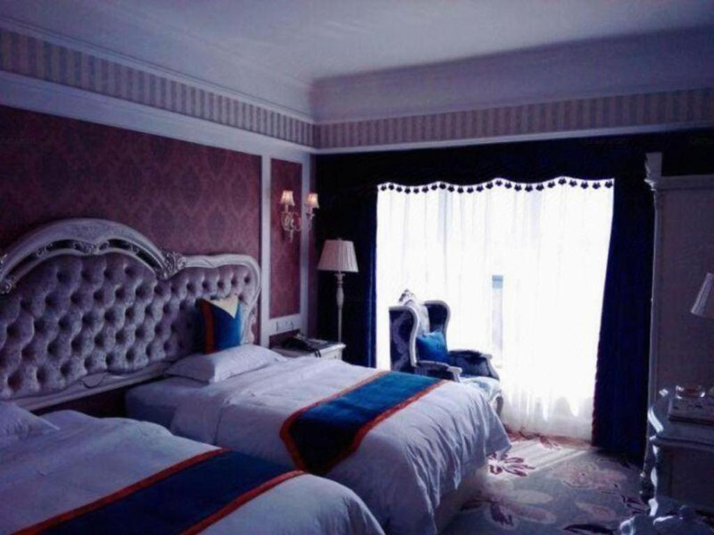 Chengdu French Theme Gold Palace מראה חיצוני תמונה