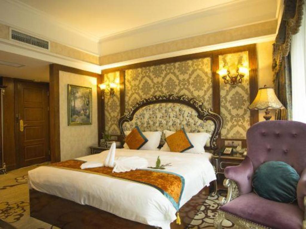 Chengdu French Theme Gold Palace מראה חיצוני תמונה