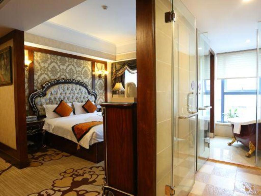Chengdu French Theme Gold Palace מראה חיצוני תמונה